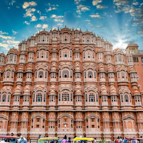 Jaipur-Sightseeing-Heritage-Walks-–-No-Shopping-Tour-Hawamahal